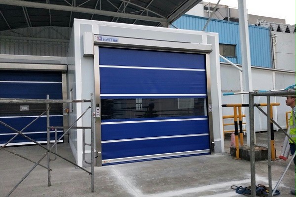 快速卷帘门