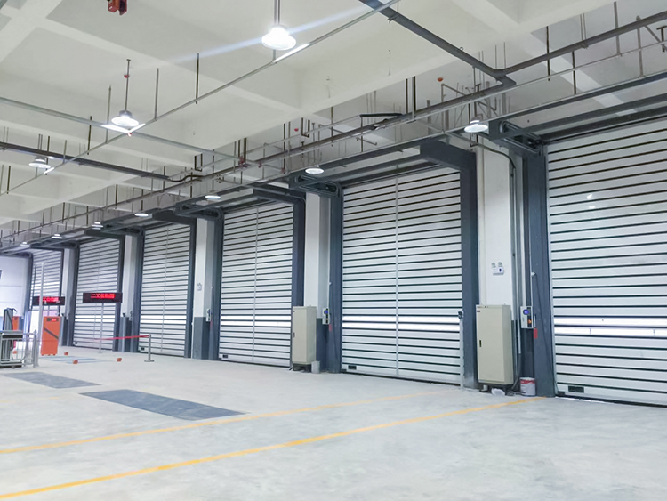 苏州汇川技术有限公司硬质快速门.jpg 苏州汇川技术有限公司硬质快速门.jpg