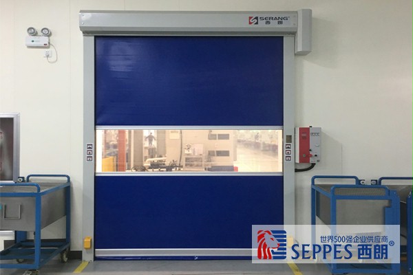 安全的快速卷帘门