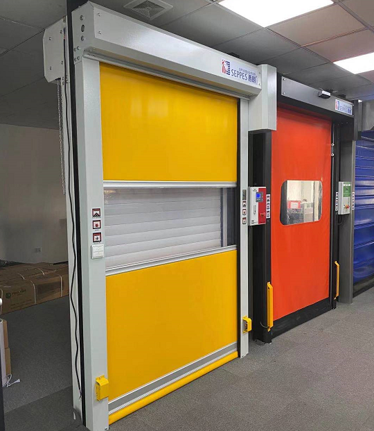 西朗快速卷帘门安装完成 西朗快速卷帘门安装完成