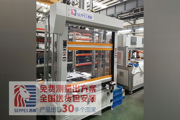 星宇车灯再次安装西朗快速卷帘门