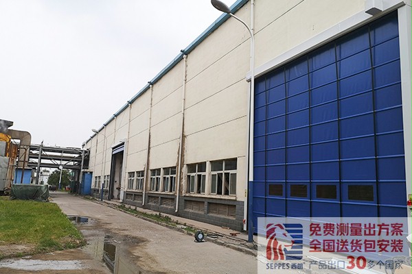 堆积快速卷帘门