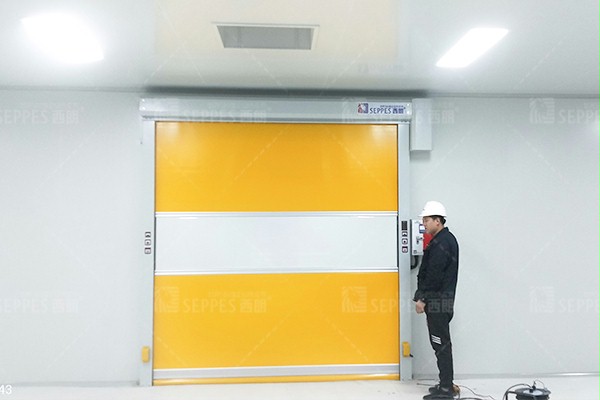 为什么食品厂与制药厂要安装快速门 为什么食品厂与制药厂要安装快速门