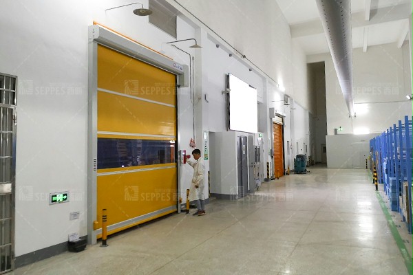 快速门的节能原理