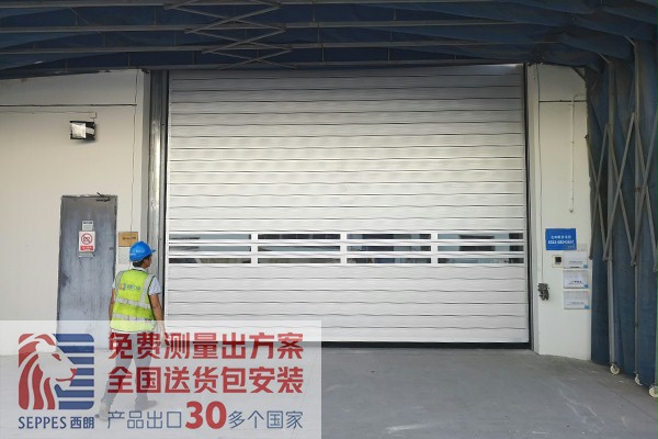 外资玻璃企业车间通道安装涡轮硬质快速门