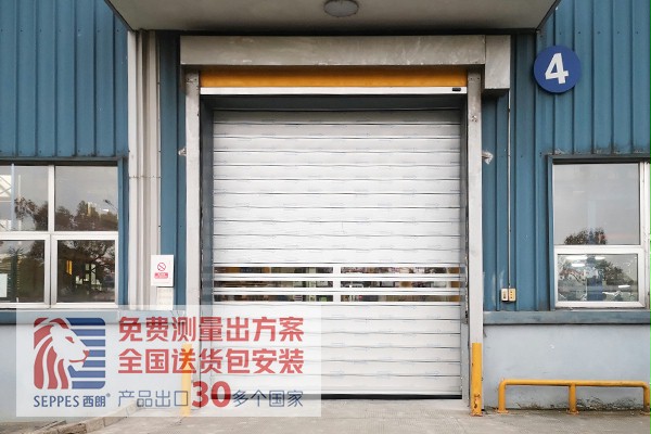 防夹手硬质快速门