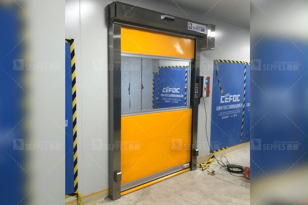 西朗门业快速卷帘门