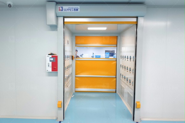 西朗门业快速卷帘门 西朗门业快速卷帘门