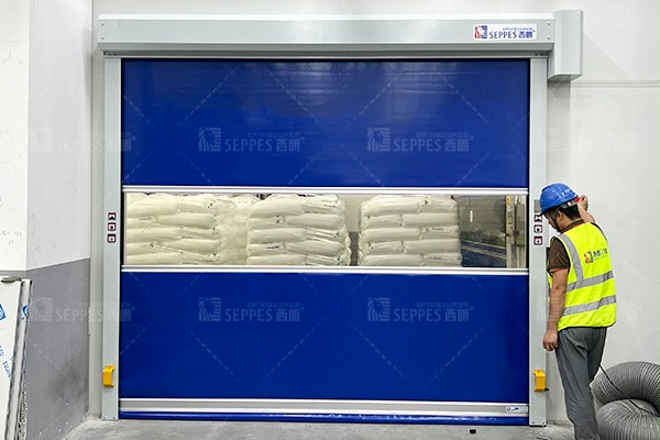 西朗门业快速门