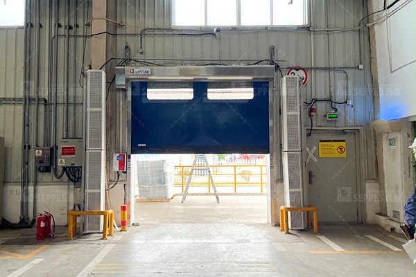 西朗门业洁净快速卷帘门