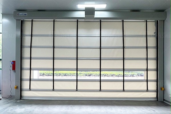 西朗门业快速卷帘门