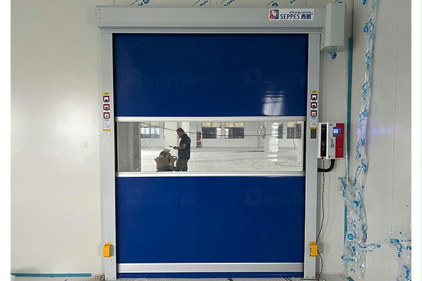 西朗门业快速卷帘门