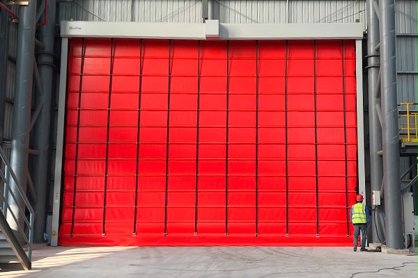 西朗门业抗风快速堆积门 西朗门业抗风快速堆积门