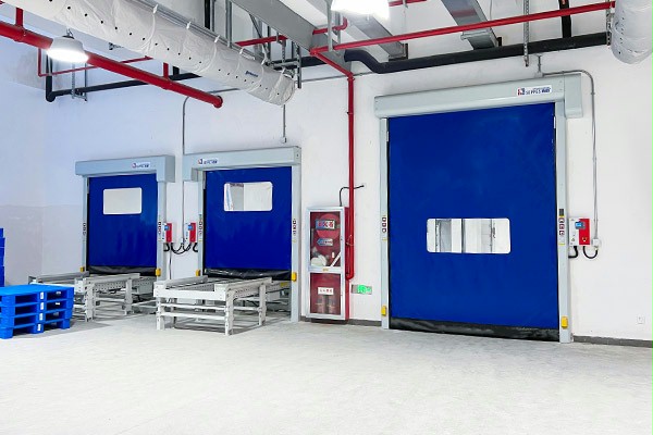 西朗门业拉链快速卷帘门