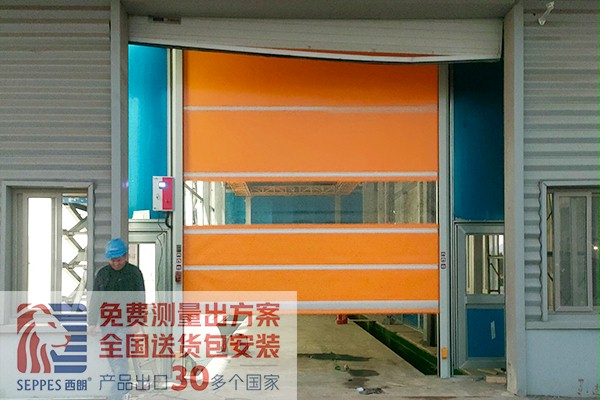 整车补漆室黄色快速门 整车补漆室黄色快速门